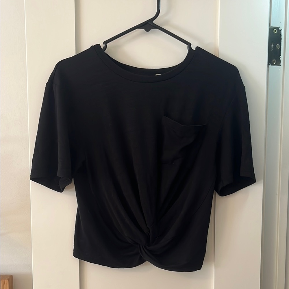 CLEARANCE Wilfred Free Cropped Black Knot Front Women's Top